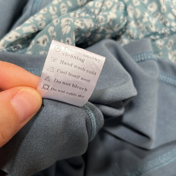 Blue White Long Sleeve V-Neck Sundress Ruffle Smocked Tiered Sheer Lined Small - Picture 10 of 10